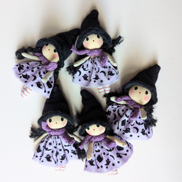 Tiny Witches - Blueberry