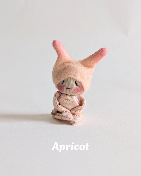 Worry Bug - Apricot