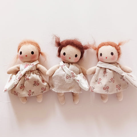 Tiny Big Sisters - vintage style linen