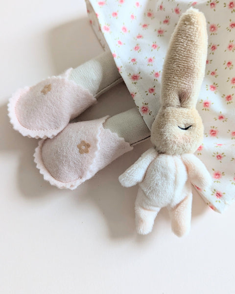 Sleepy bunny nightie set