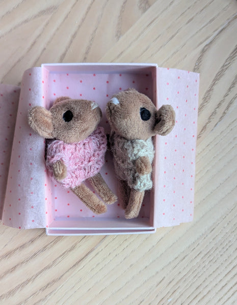 Tiny gift Box