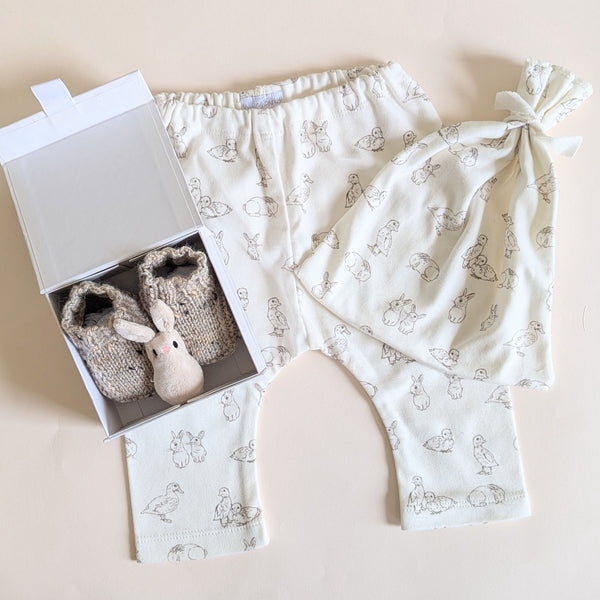 Gender neutral baby set
