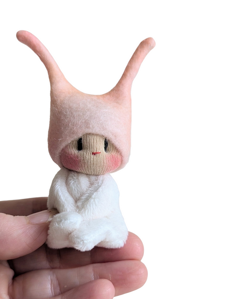 Worry Bugs - Peach(Long Antennae)
