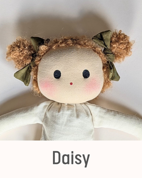 Daisy - dress up doll - Cinnamon Hair