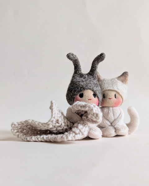 Snuggle Bug- charcoal grey